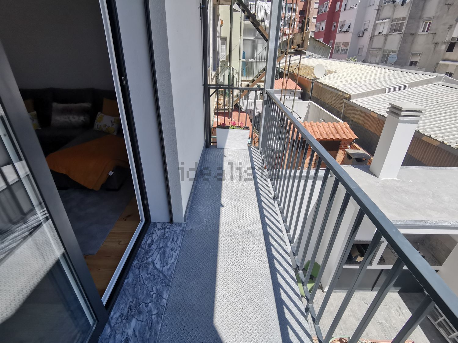 出租公寓 t1在Rua Salvador Allende, 60 - 阳台