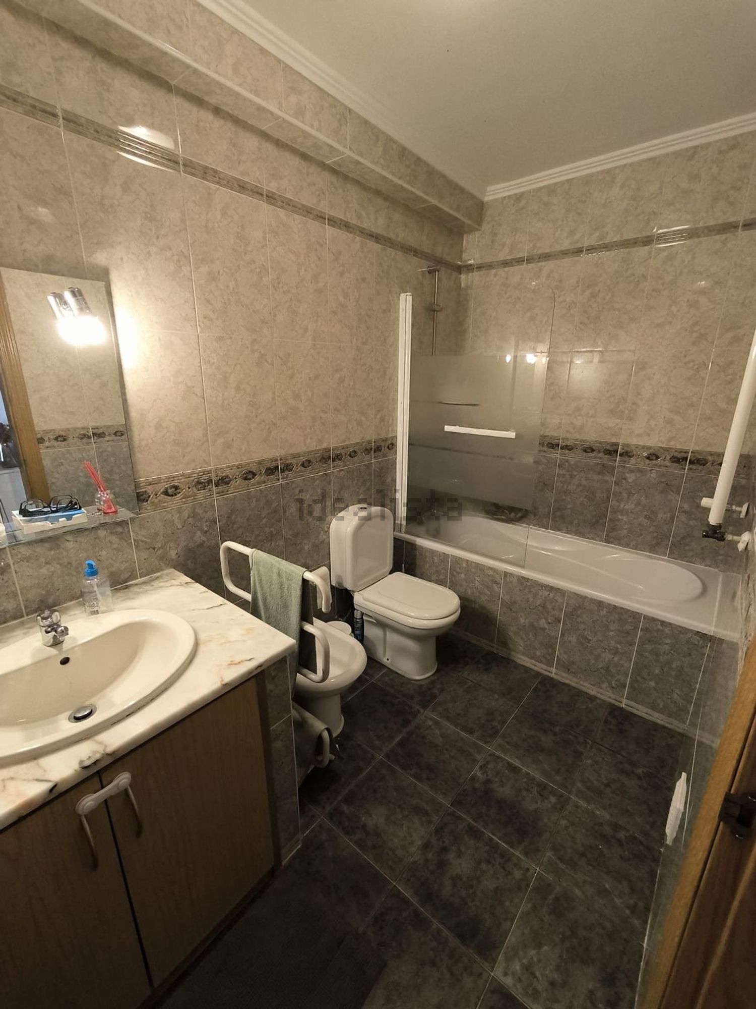 公寓 t2出售在Rua Venda do Valador, 19 b - 卫生间