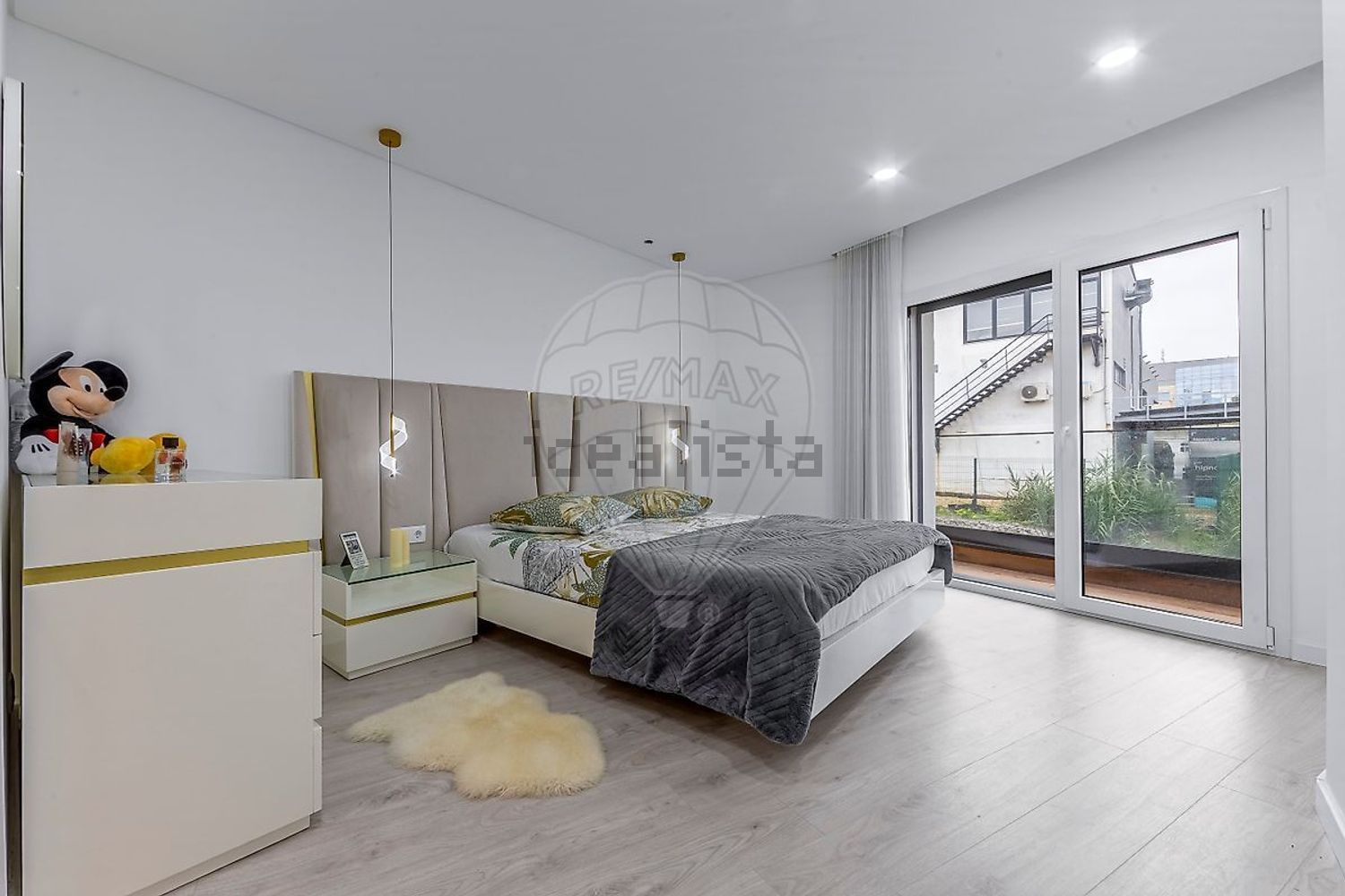 小楼房或独栋别墅出售在Rua da Ribeira - 卧室