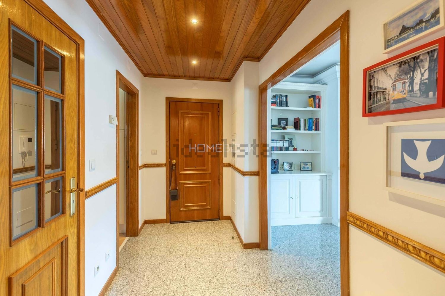 公寓 t3出售在Rana - 过道