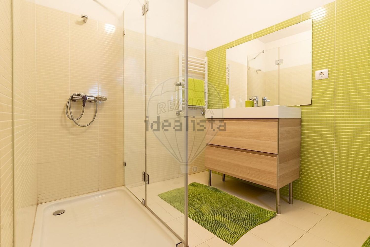 小楼房或独栋别墅出售在Rua António Rodrigues Pimenta - 卫生间