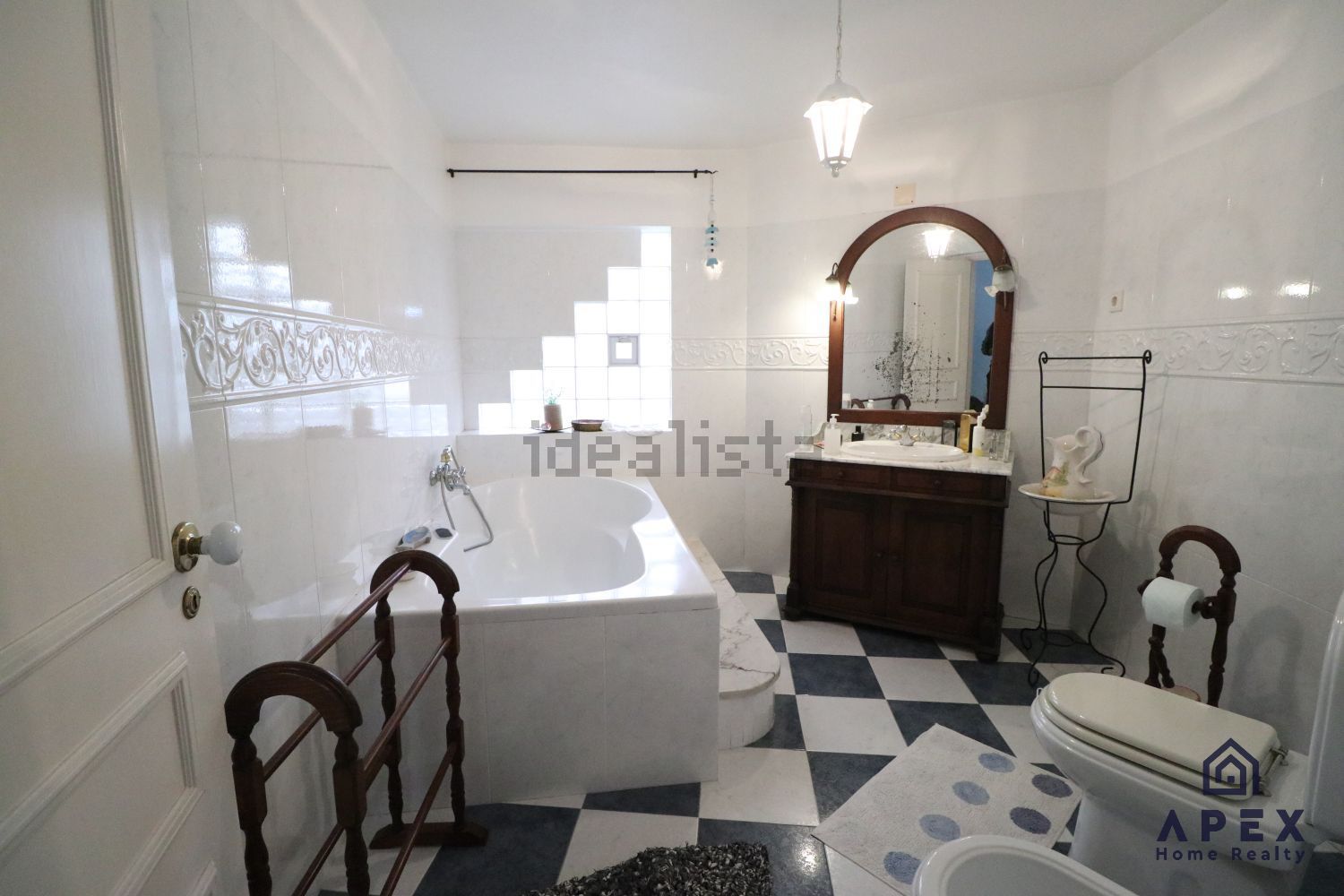 双拼别墅出售在Fanhões - 卫生间