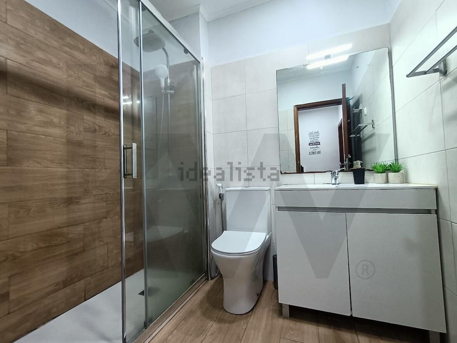 公寓 t2出售在Rua Azevedo Coutinho s/n - 卫生间