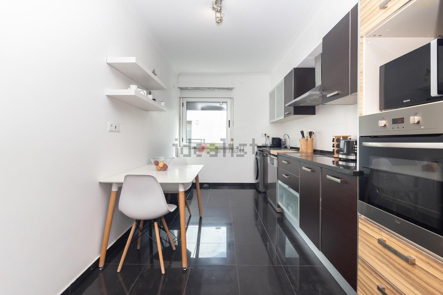 公寓 t2出售在Rua Alves Roçadas - 厨房