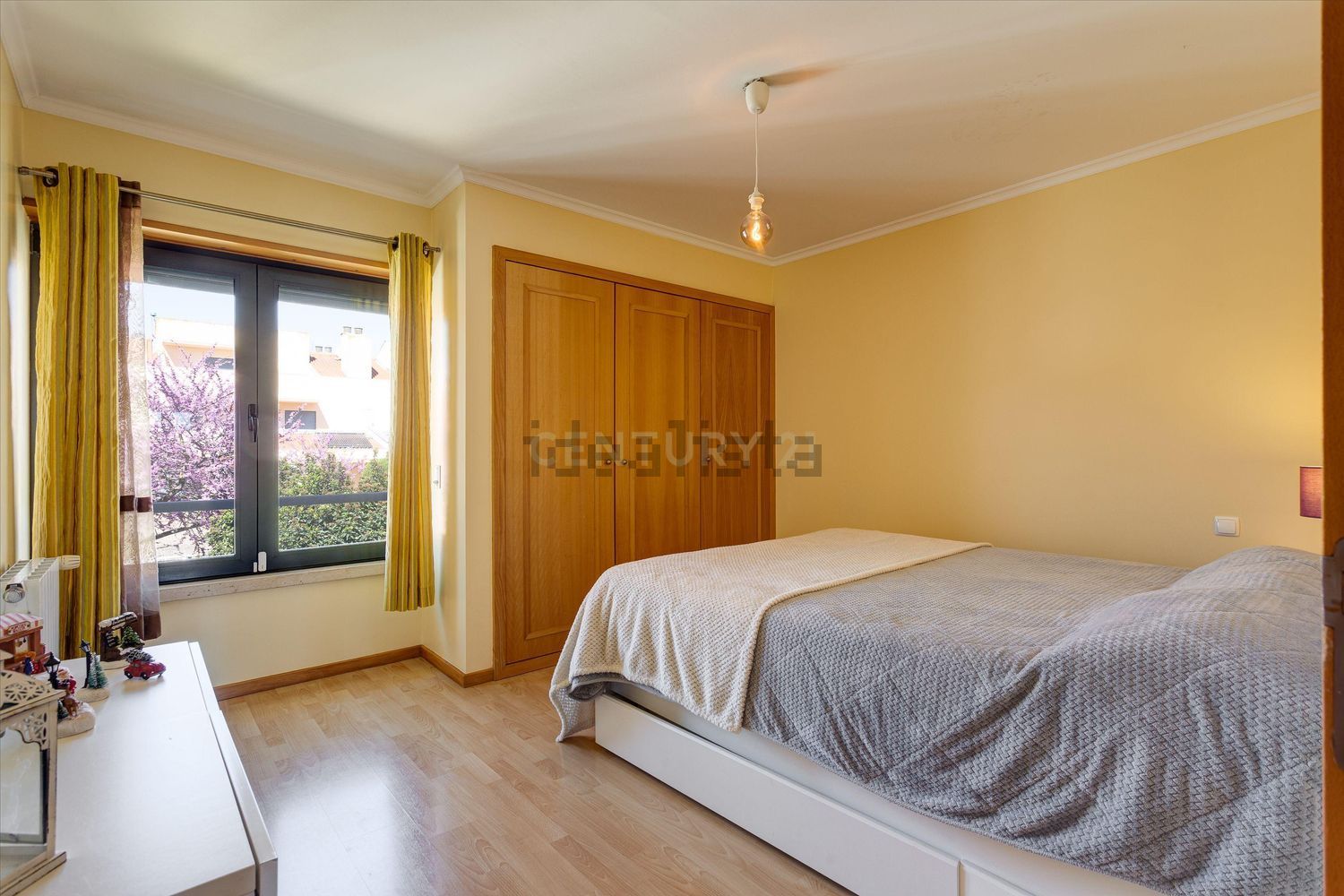 双拼别墅出售在Rua António Xavier Pereira Coutinho, 43 - 卧室