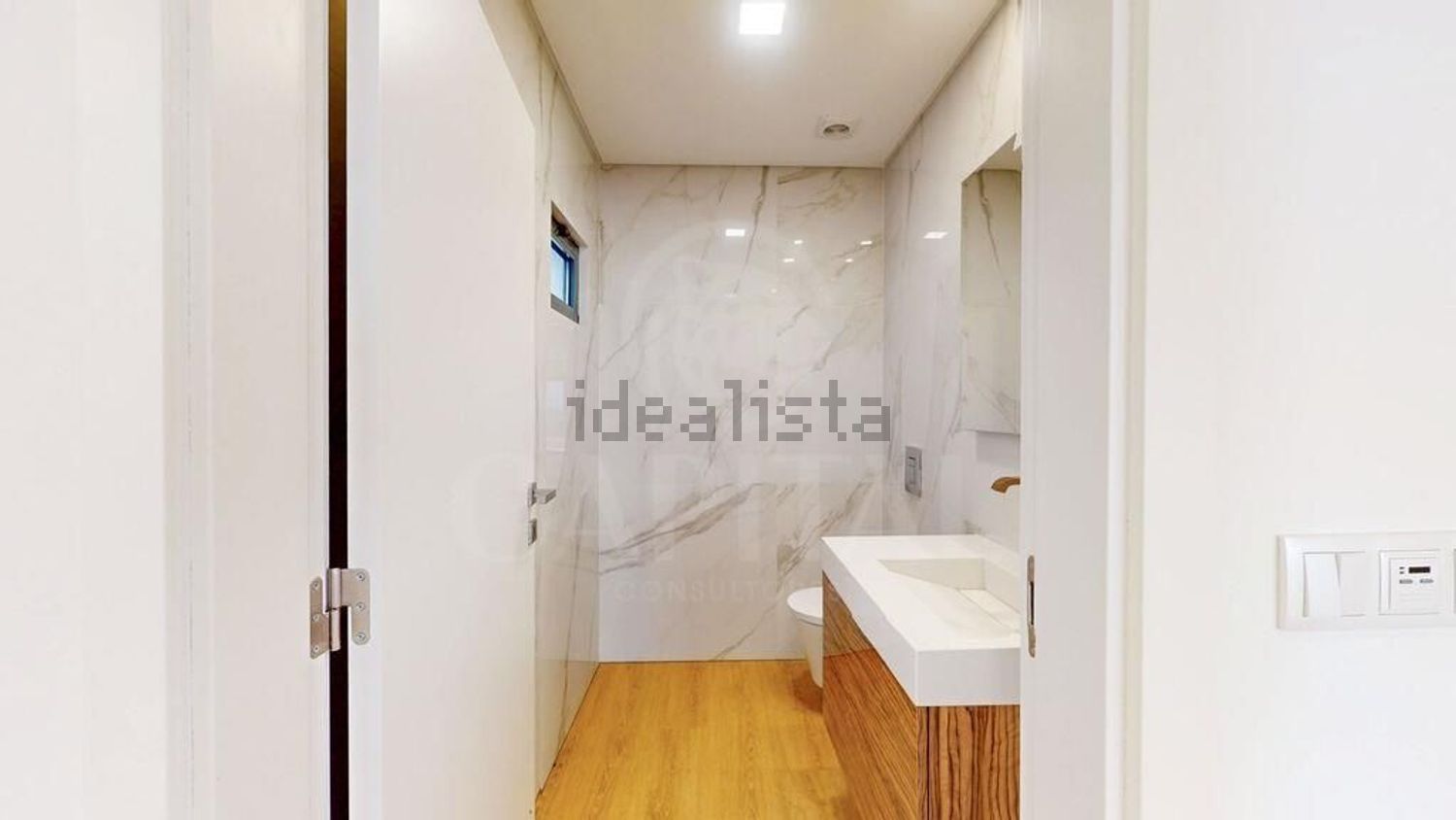 小楼房或独栋别墅出售在Rua da Calheta - 卫生间