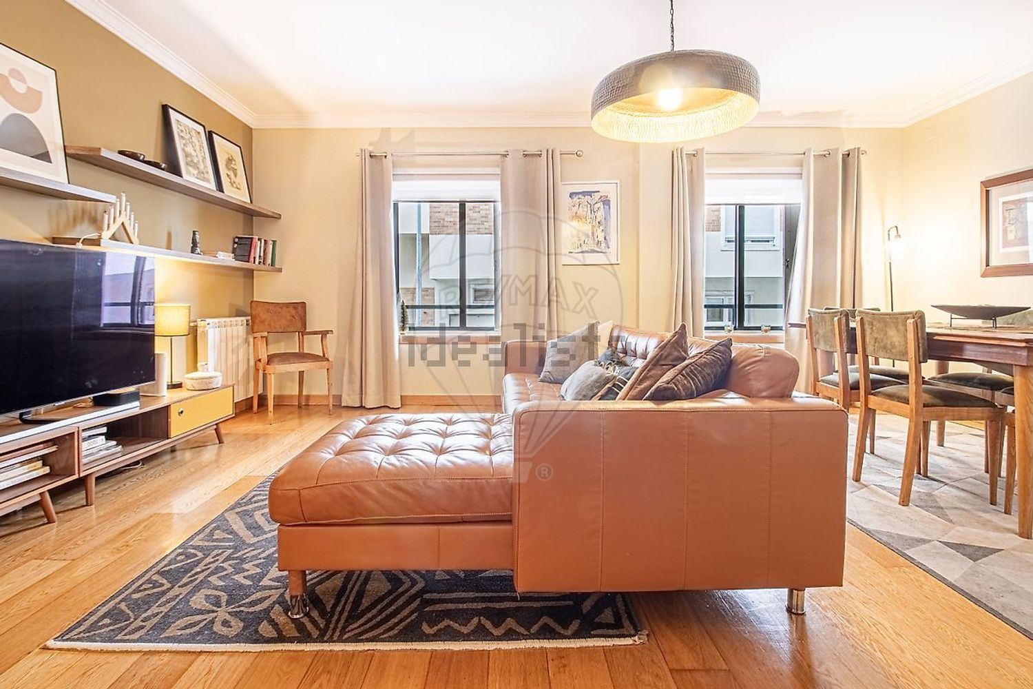 公寓 t3出售在Largo 5 de Outubro - 客厅