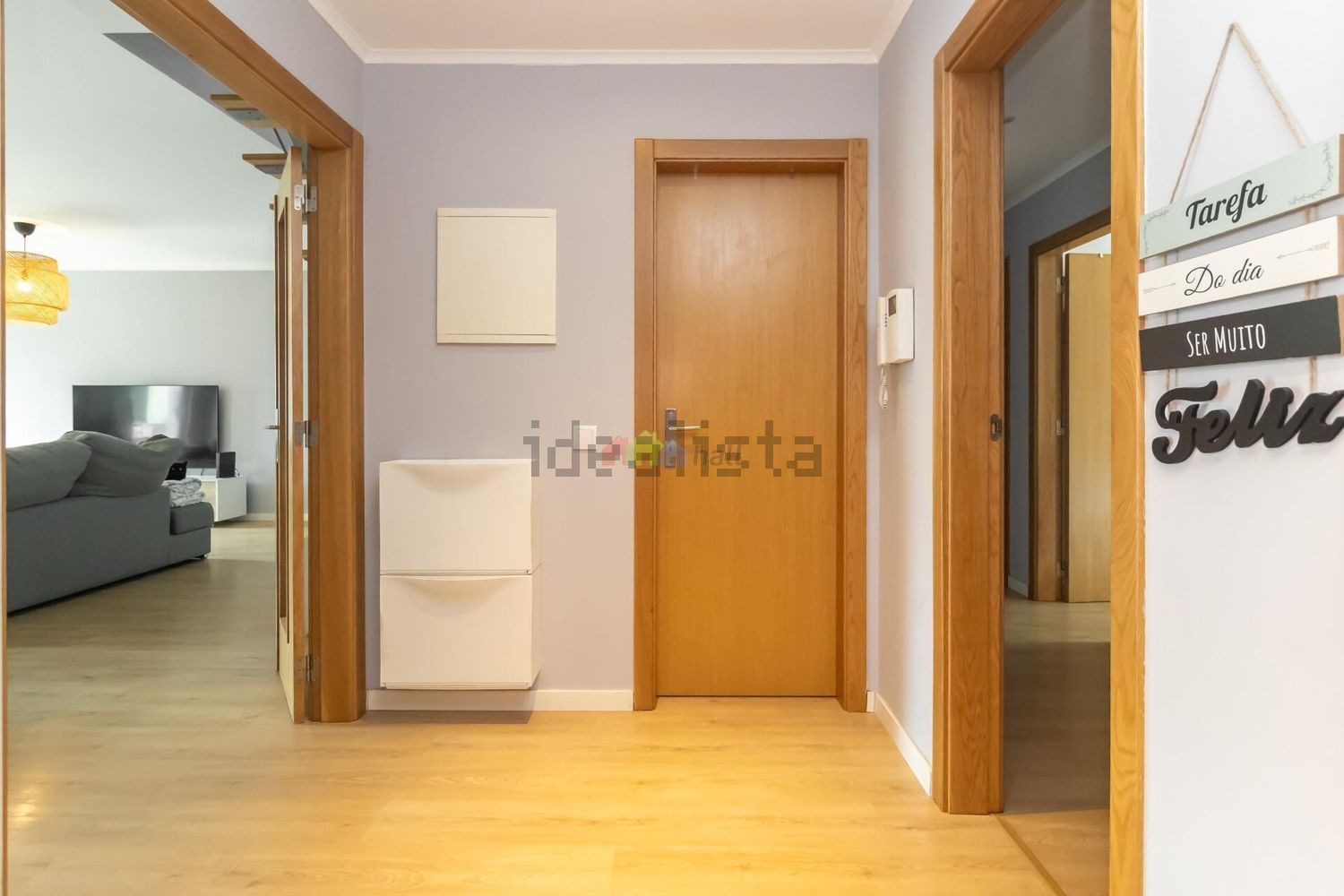 复式公寓出售在Rua Alves Roçadas - 过道