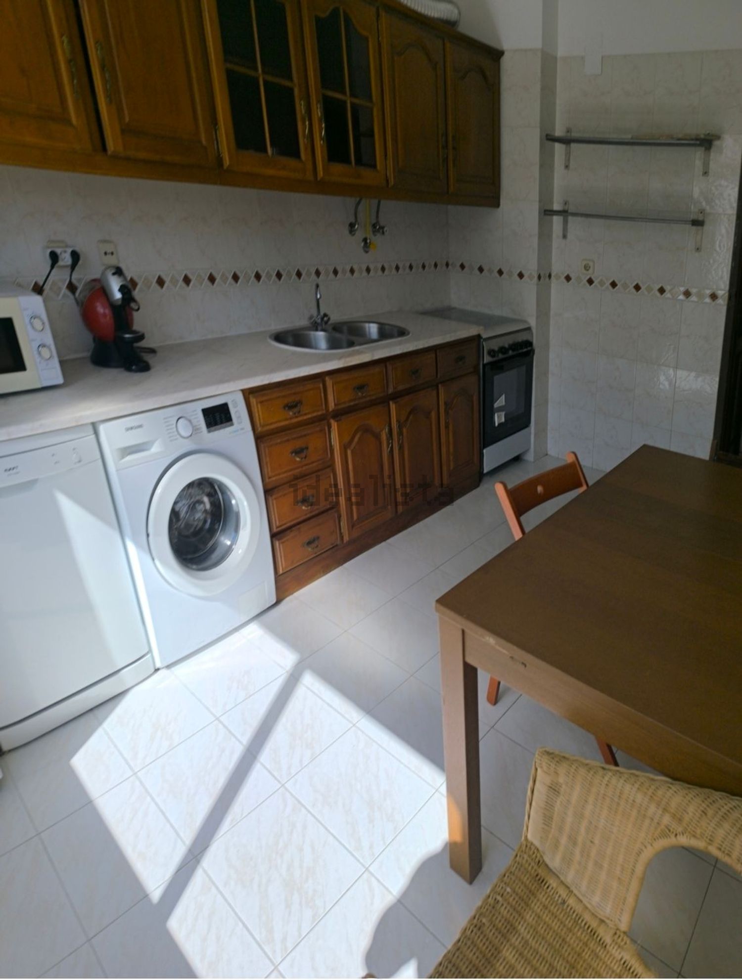 出租公寓 t2在Rua Samora Machel, 29 - 厨房