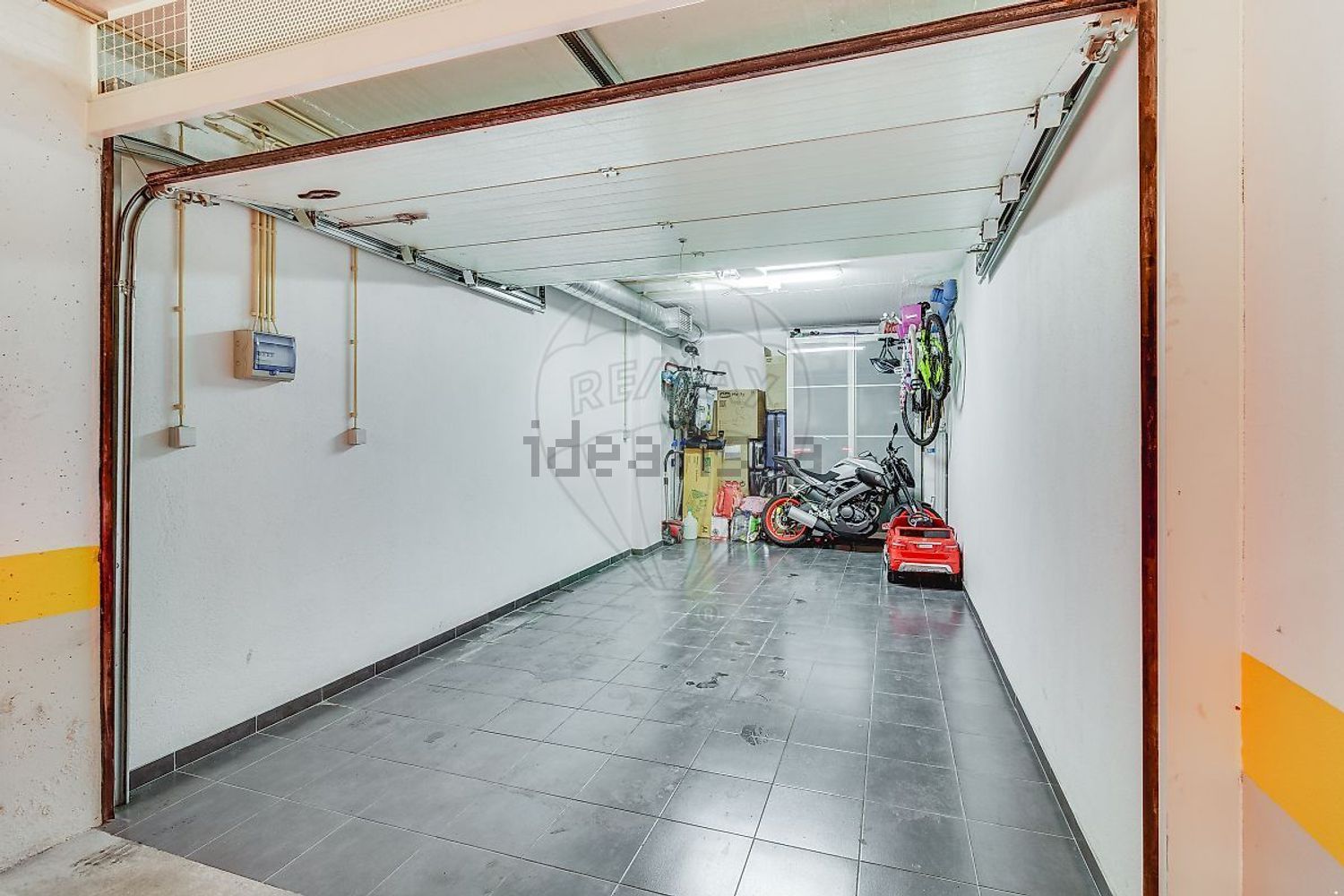 公寓 t2出售在Rua e C8 - 停车位