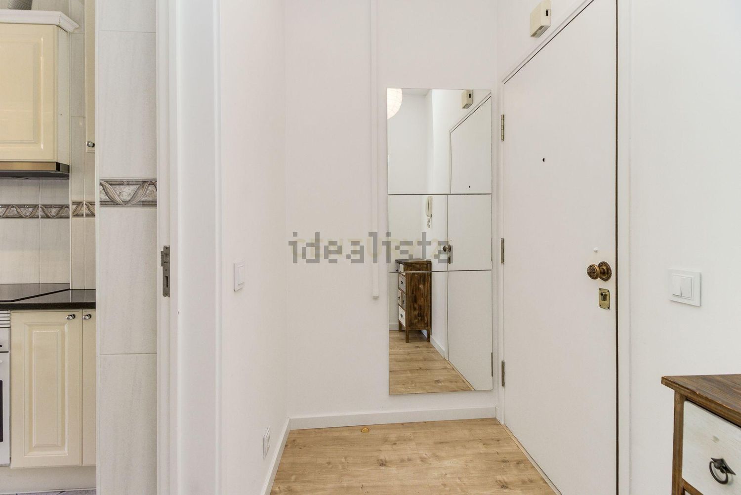 出租公寓 t2在Avenida Conselheiro Barjona de Freitas, 7 - 过道