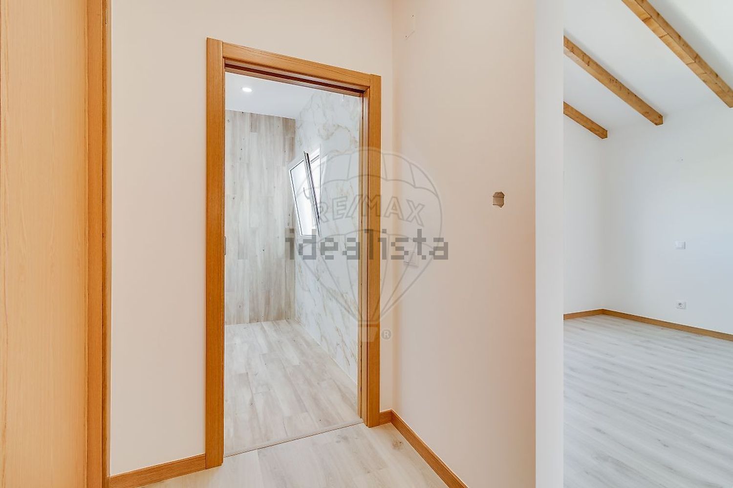 小楼房或独栋别墅出售在Rua da Cabine - 照片