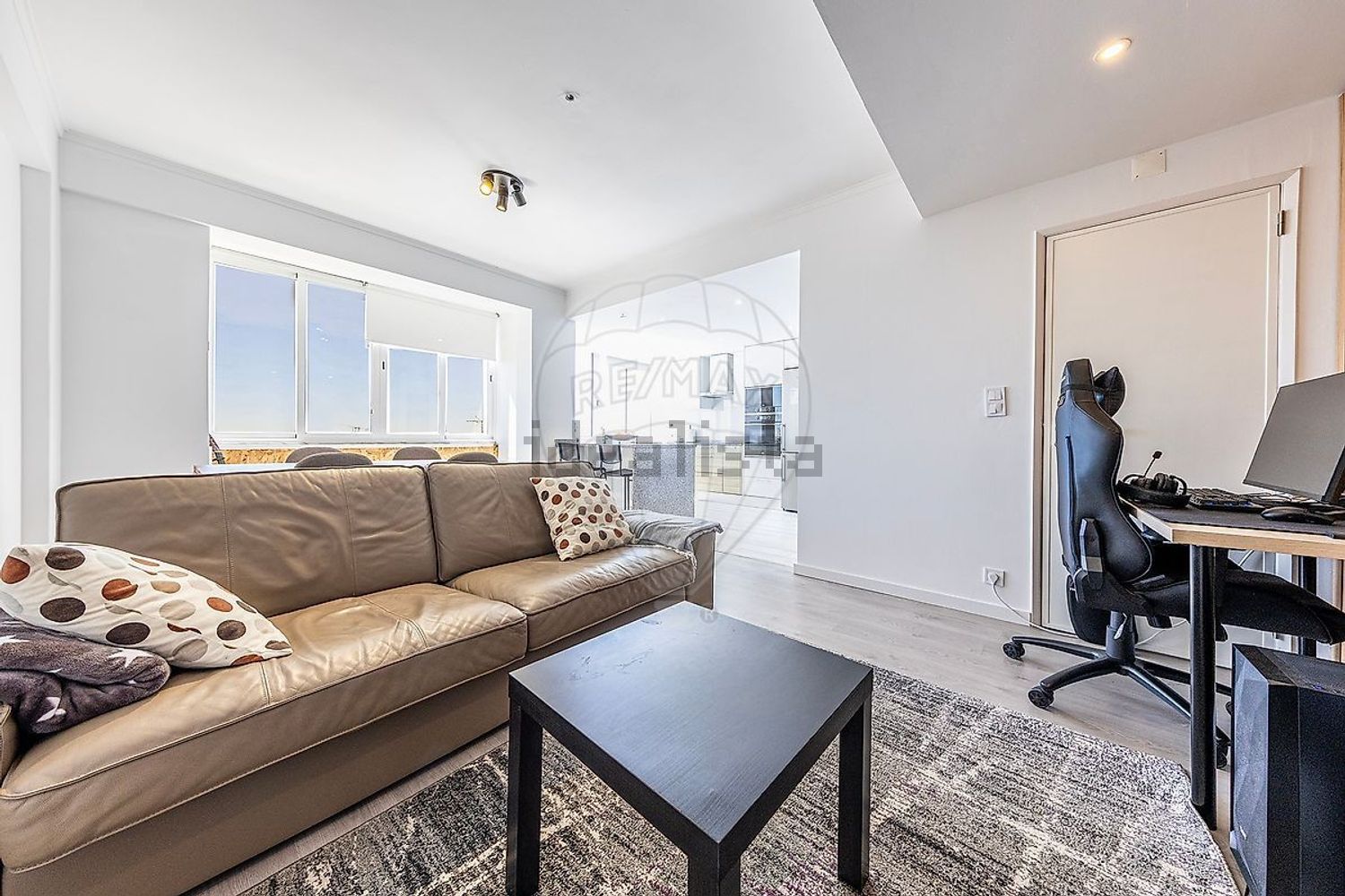 公寓 t2出售在Rua Padre António Vieira - 客厅