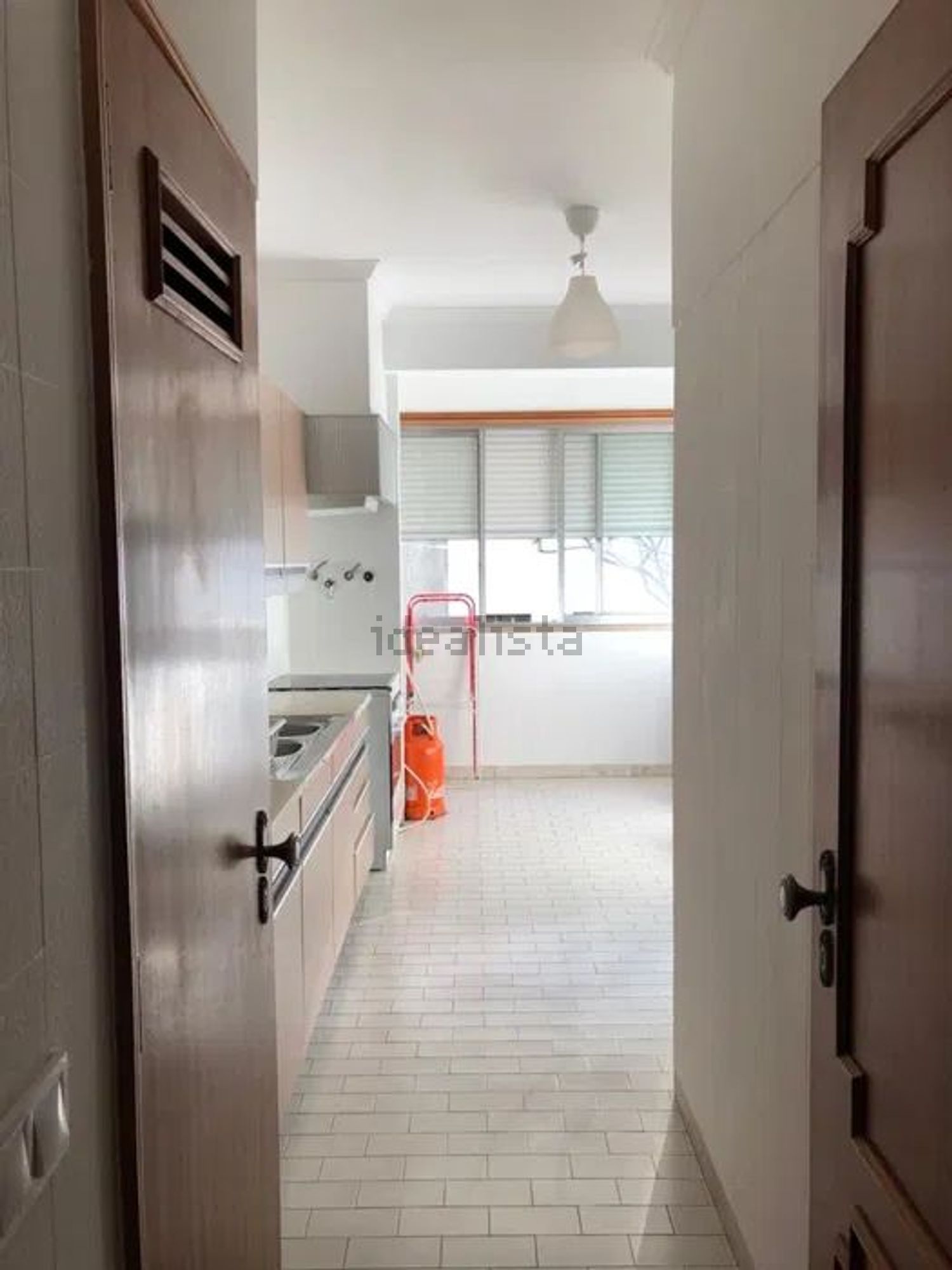 出租房间在Moscavide e Portela - 厨房