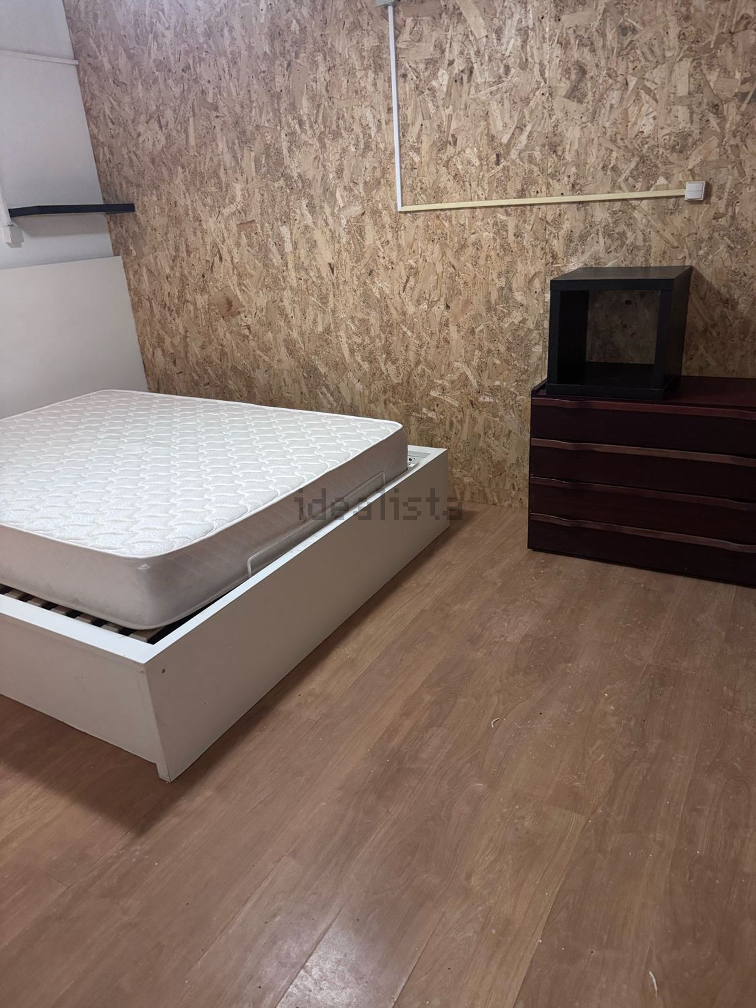 出租房间在Rua Manuel da Silva Leal, 10 - 卧室