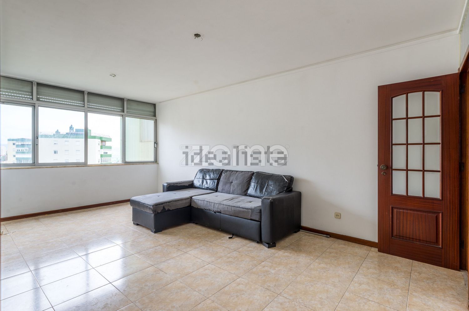 出租公寓 t2在Avenida Salgado Zenha, 15 - 客厅