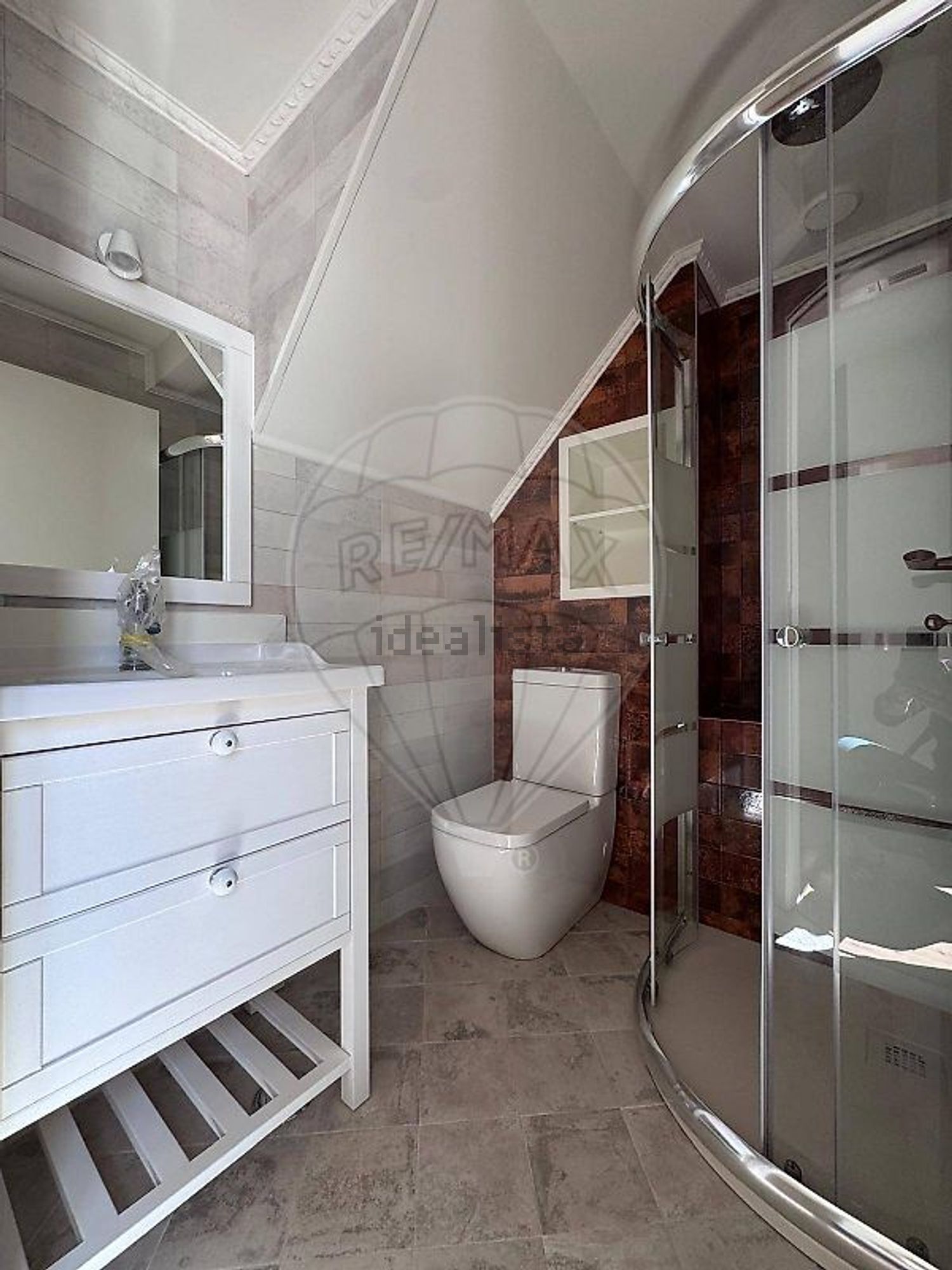 小楼房或独栋别墅出售在Rua da Ribeirinha - 卫生间