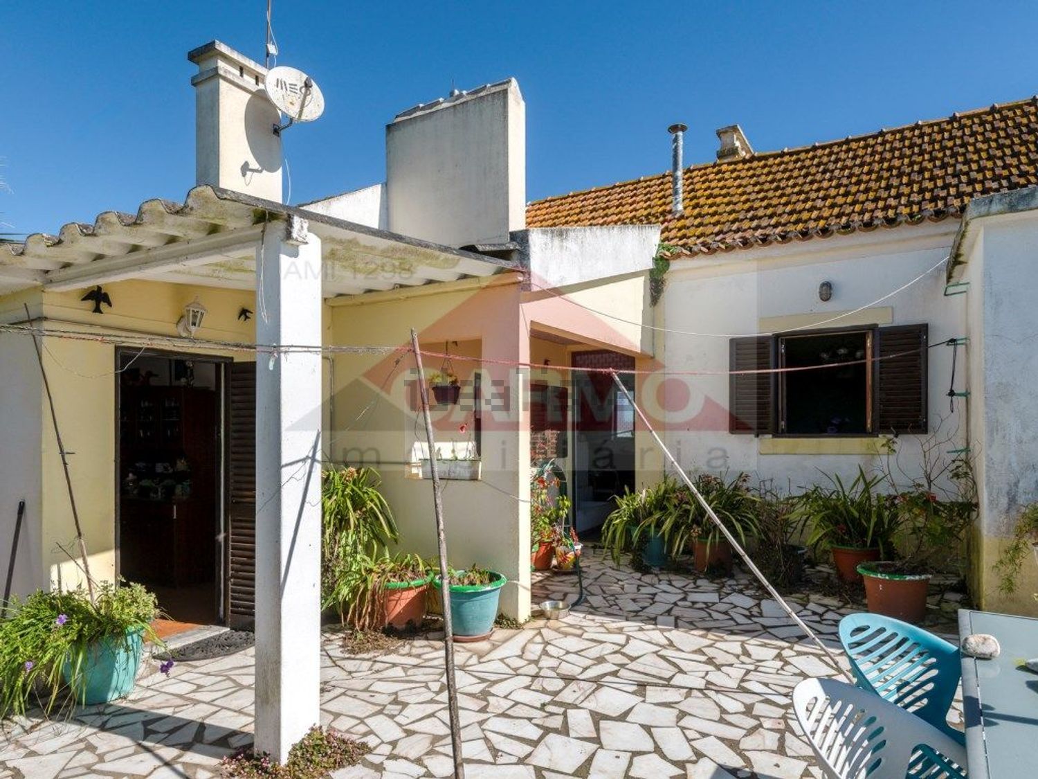 小楼房或独栋别墅出售在Atalaia e Alto Estanqueiro - Jardia - 外立面