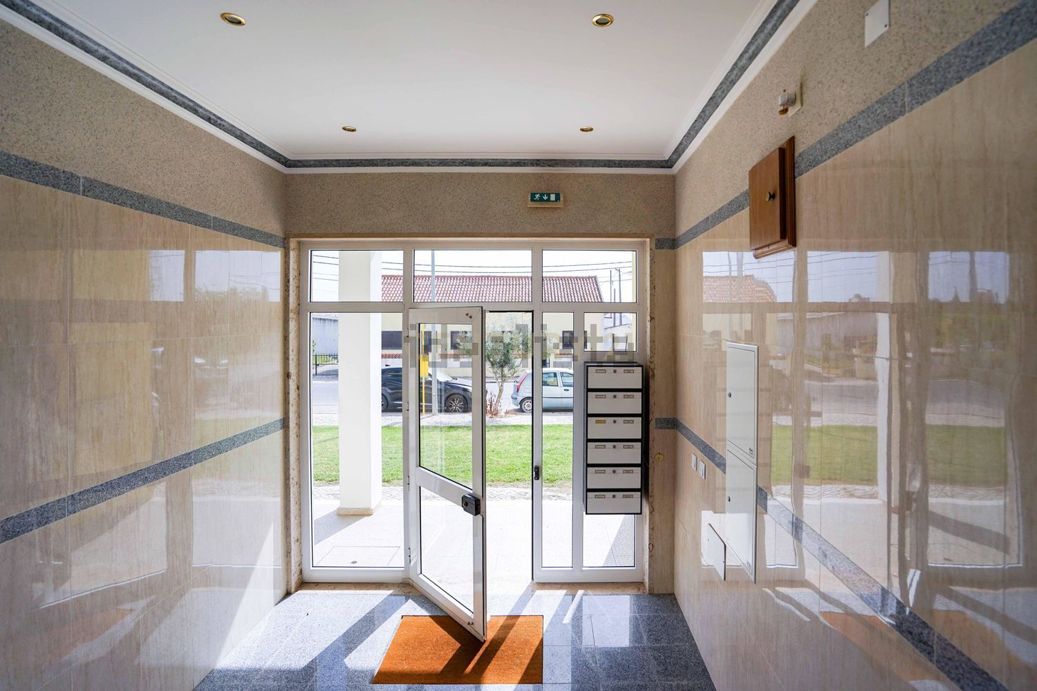 公寓 t3出售在Rua das Forças Armadas - 照片