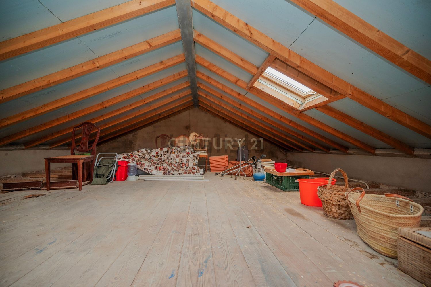 小楼房或独栋别墅出售在Praça Dom Fernando II, 6 - 照片