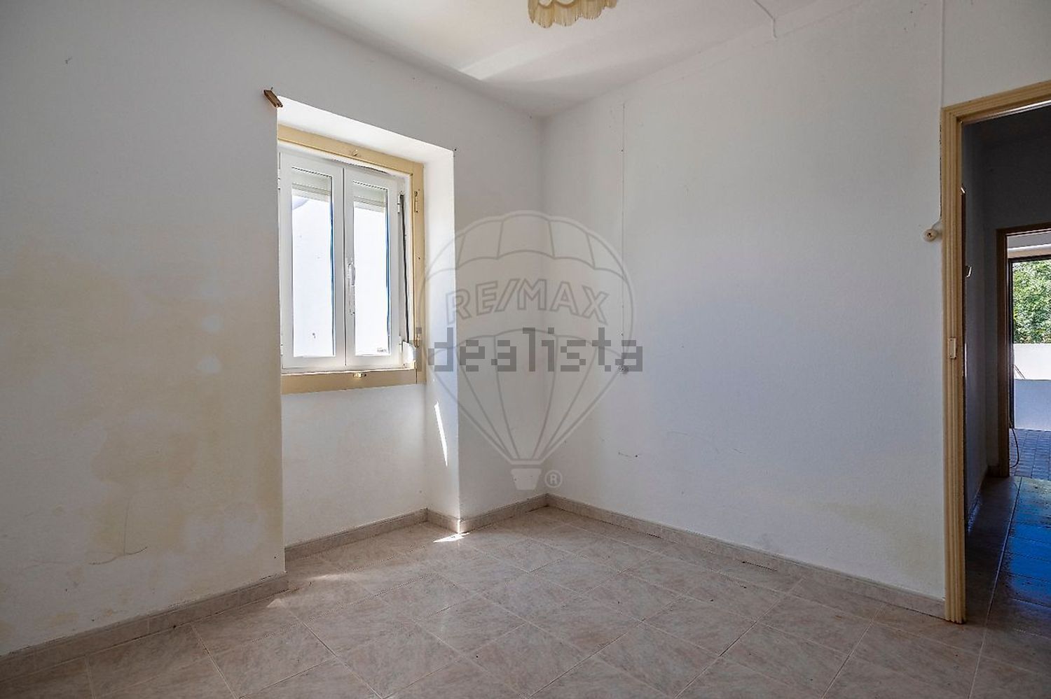 小楼房或独栋别墅出售在Rua da Guerra Peninsular - 居住