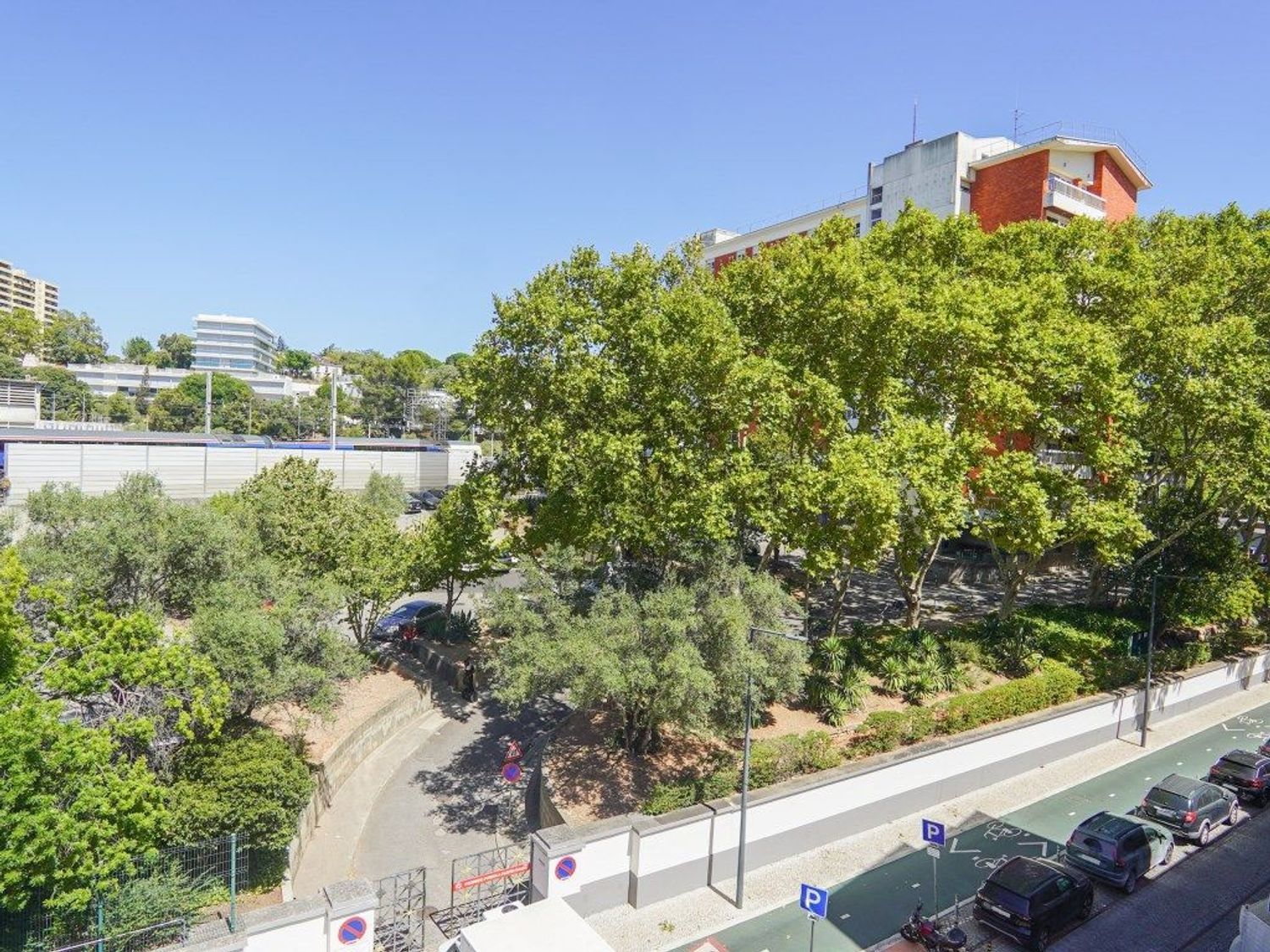 公寓 t2出售在Rua Doutor António Granjo, 4 a - 照片