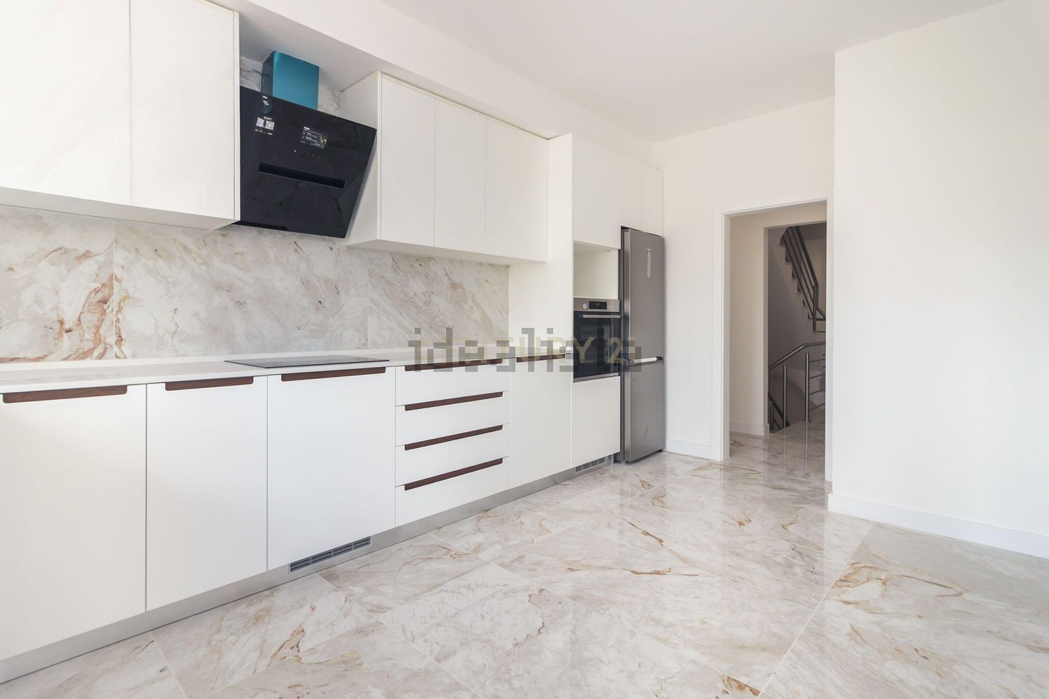 小楼房或独栋别墅出售在Avenida do Canto do Pinheiro - 照片