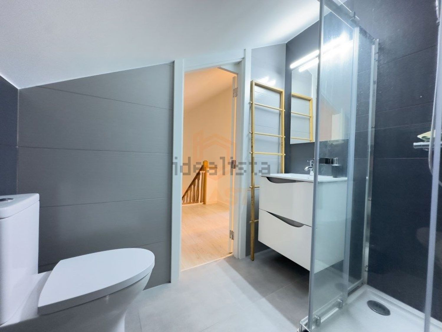 公寓 t3出售在Rua Doutor César Raúl da Costa Andrade - 照片