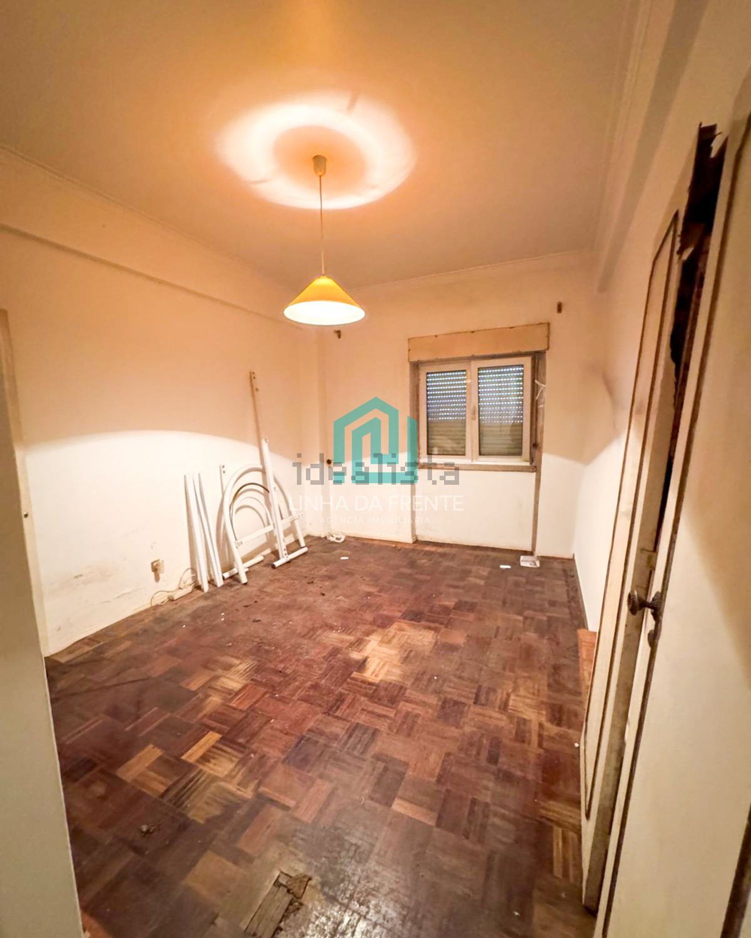 公寓 t2出售在Rua Bombeiros Voluntários, 14 - 卧室