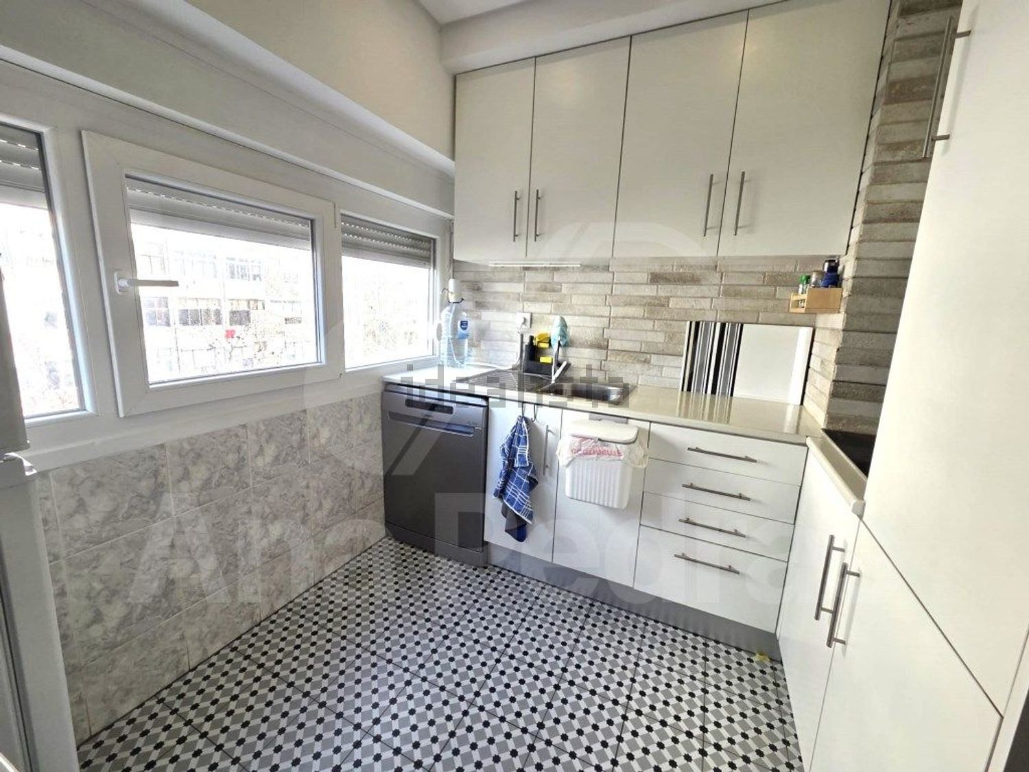 出租公寓 t2在Alto do Seixalinho - 厨房