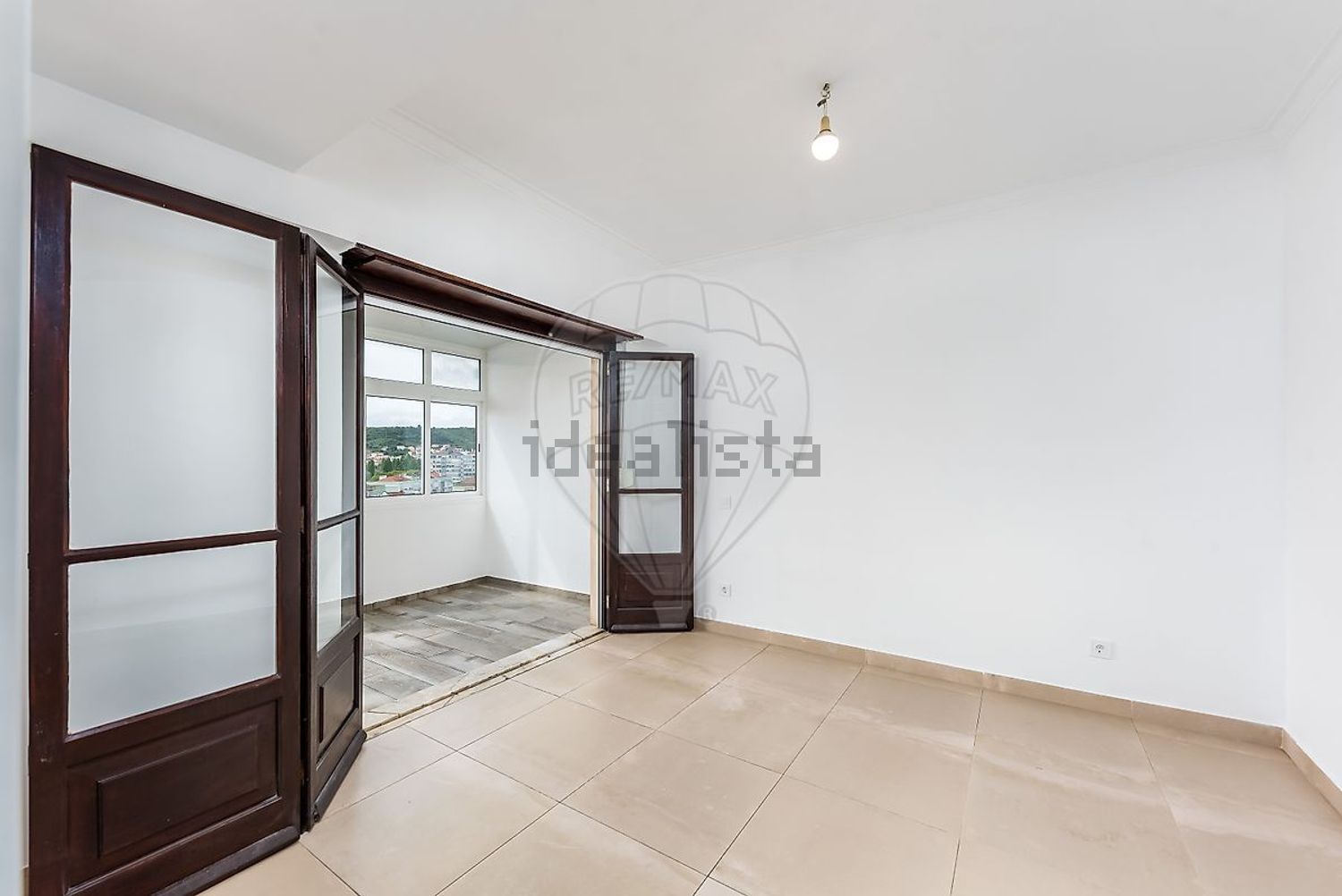 公寓 t2出售在Rua Almeida Garrett - 照片