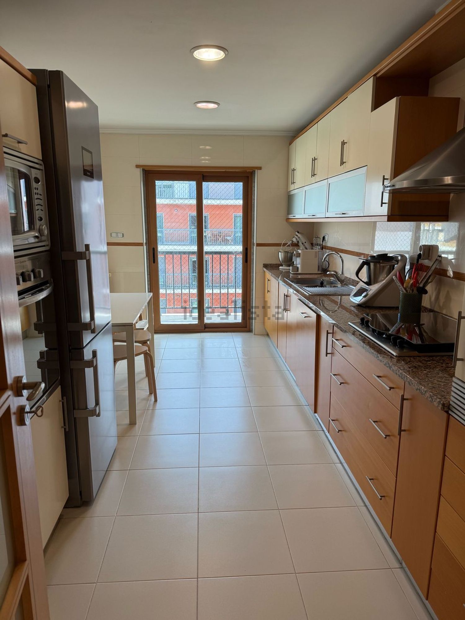 公寓 t2出售在Rua Henrique Manuel Ginja Cardoso, 1 b - 厨房