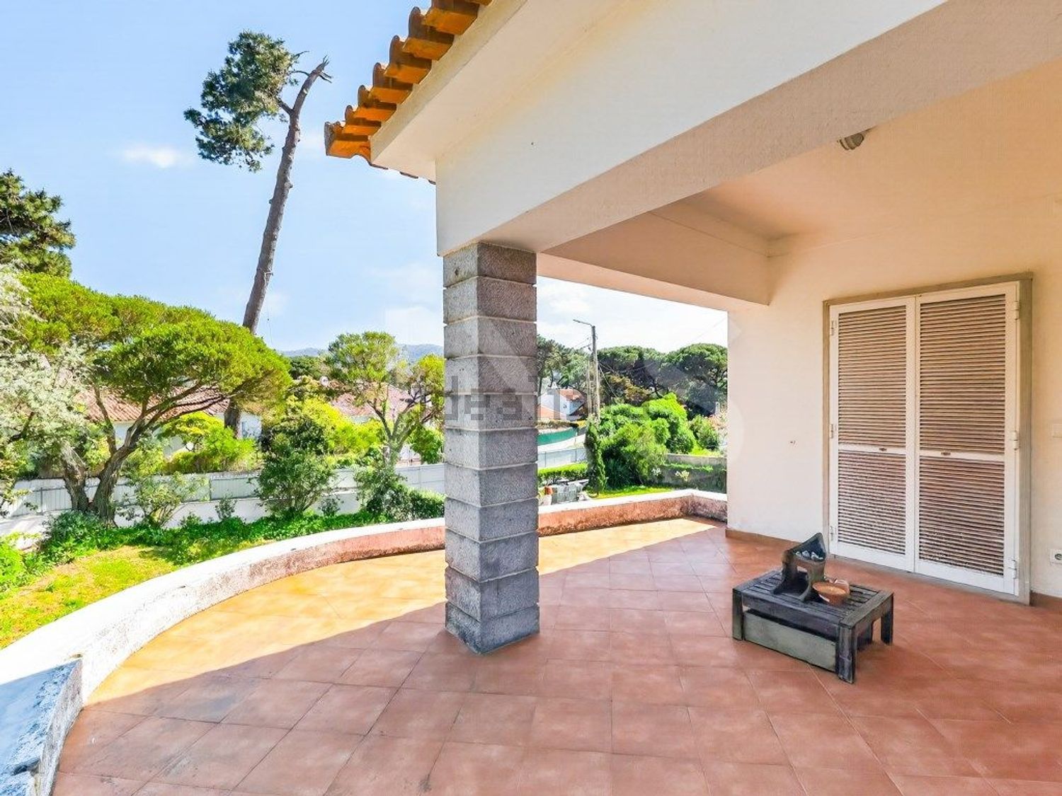 小楼房或独栋别墅出售在Rua 28 de Setembro - 阳台