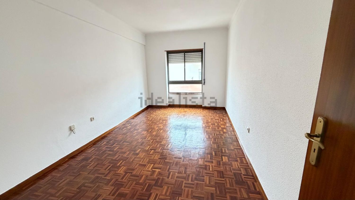 出租公寓 t3在Avenida General Humberto Delgado, 1 Lote - 居住