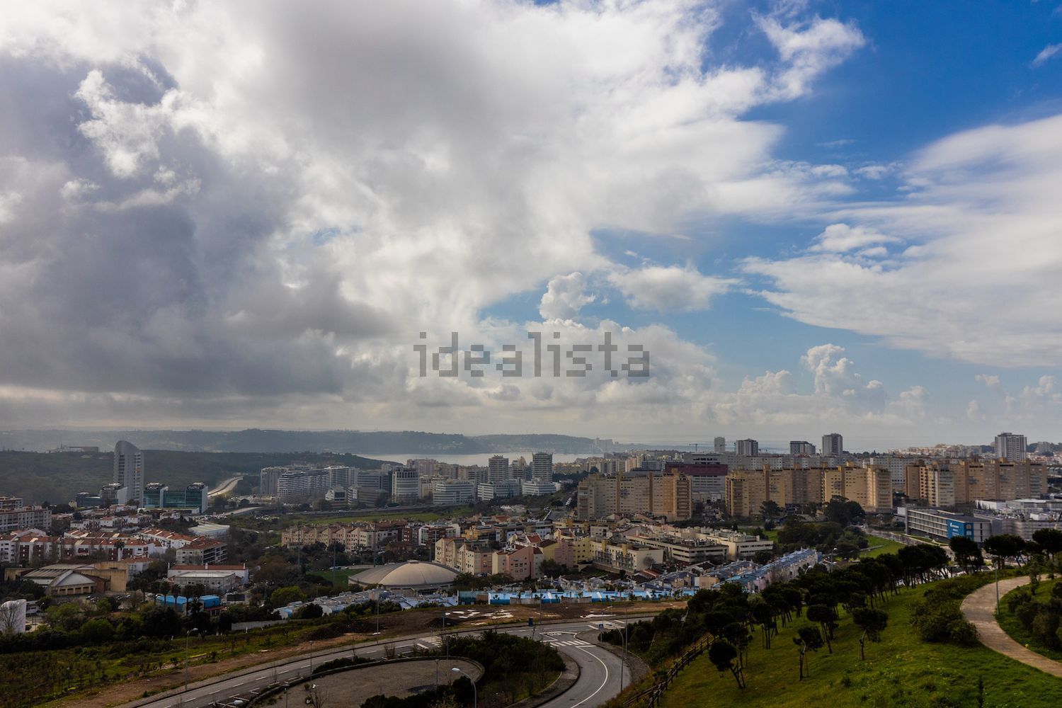 顶层公寓出售在Rua Nicolau Breyner, 9 - 视线