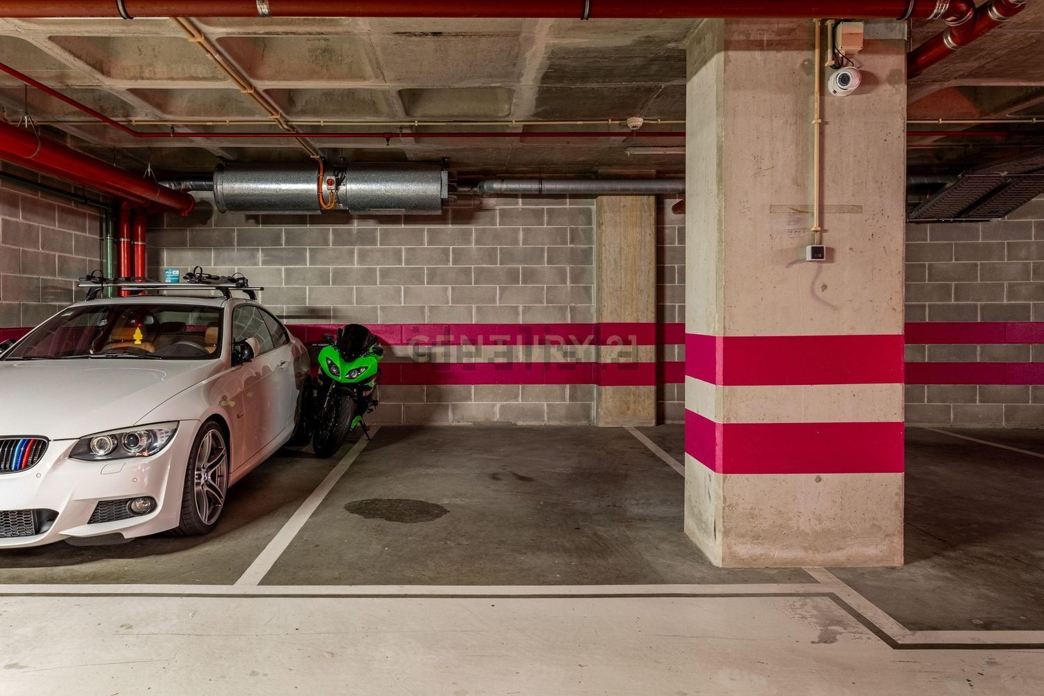 T0（单人公寓）出售在Expo Central - 停车位