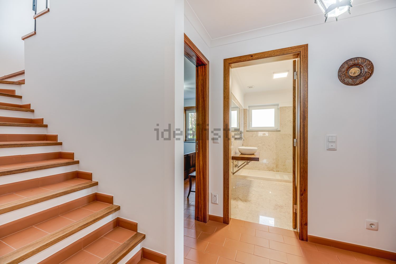 小楼房或独栋别墅出售在Caminho do Rio Touro - 前厅