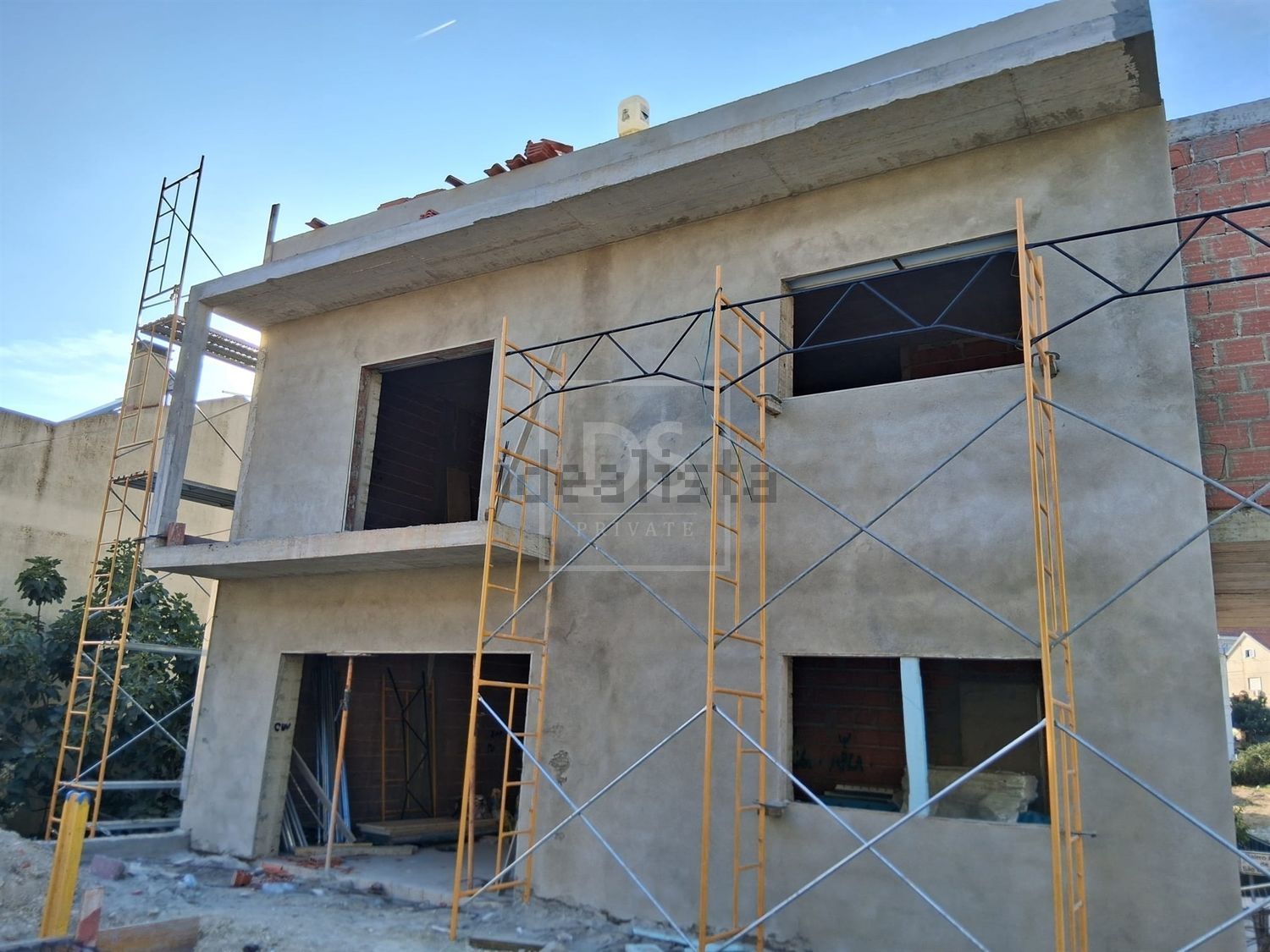 小楼房或独栋别墅出售在Santa Iria de Azoia - São João da Talha - Bobadela - 视线