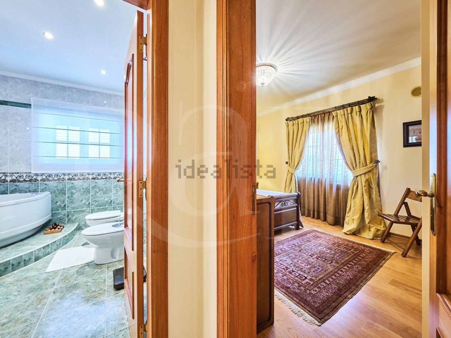 小楼房或独栋别墅出售在Rua Bartolomeu Perestelo, 189 - 卧室