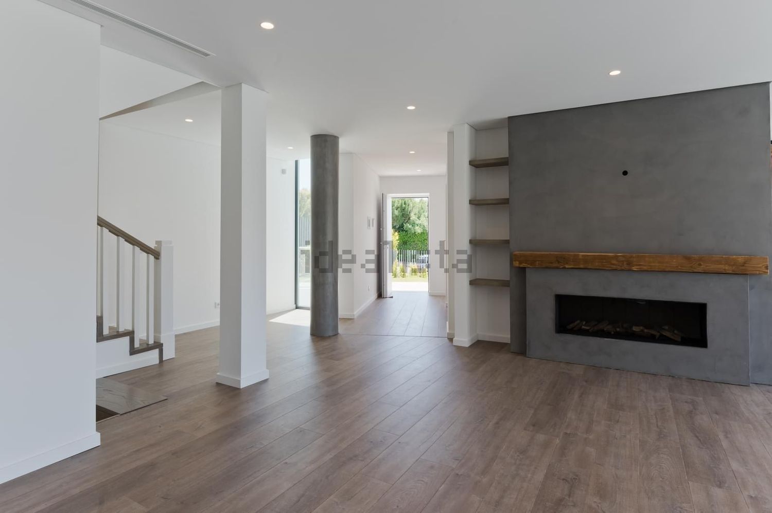 出租小楼房或独栋别墅在Rua Barruncheira - 客厅