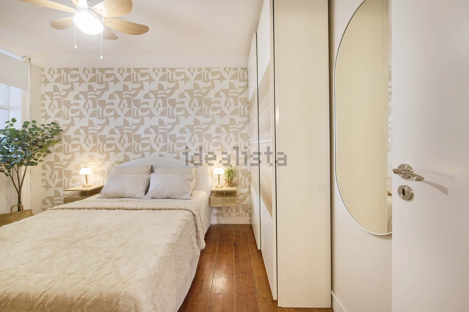 出租房间在Largo Vitorino Damásio, 2 - 照片