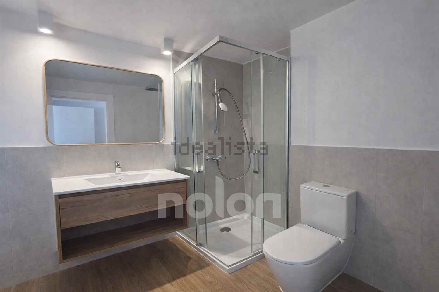 公寓 t4出售在Rua Mário Eloy Pereira, 2 Bloco F2 - 卫生间