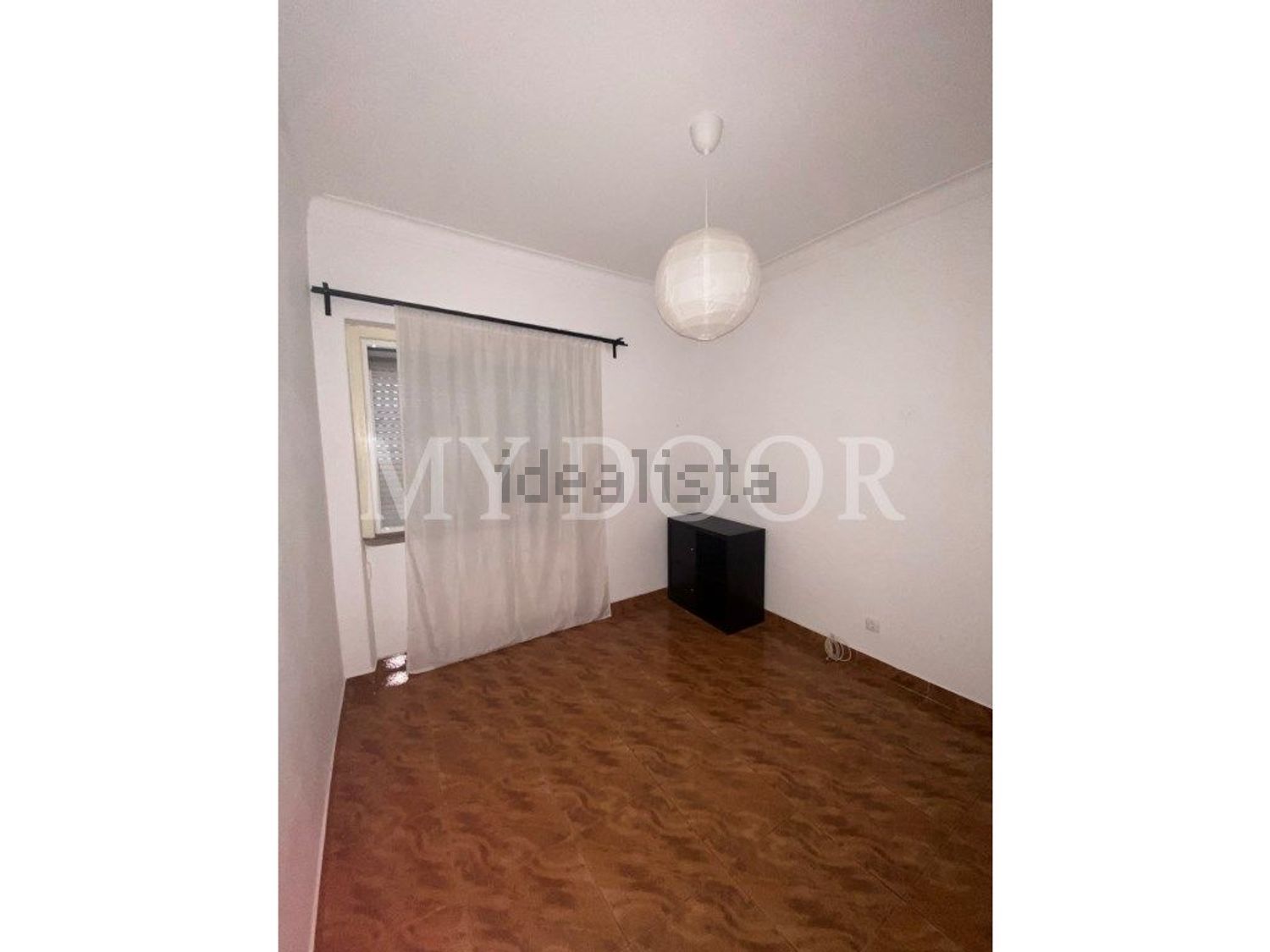 公寓 t1出售在Moscavide e Portela - 客厅