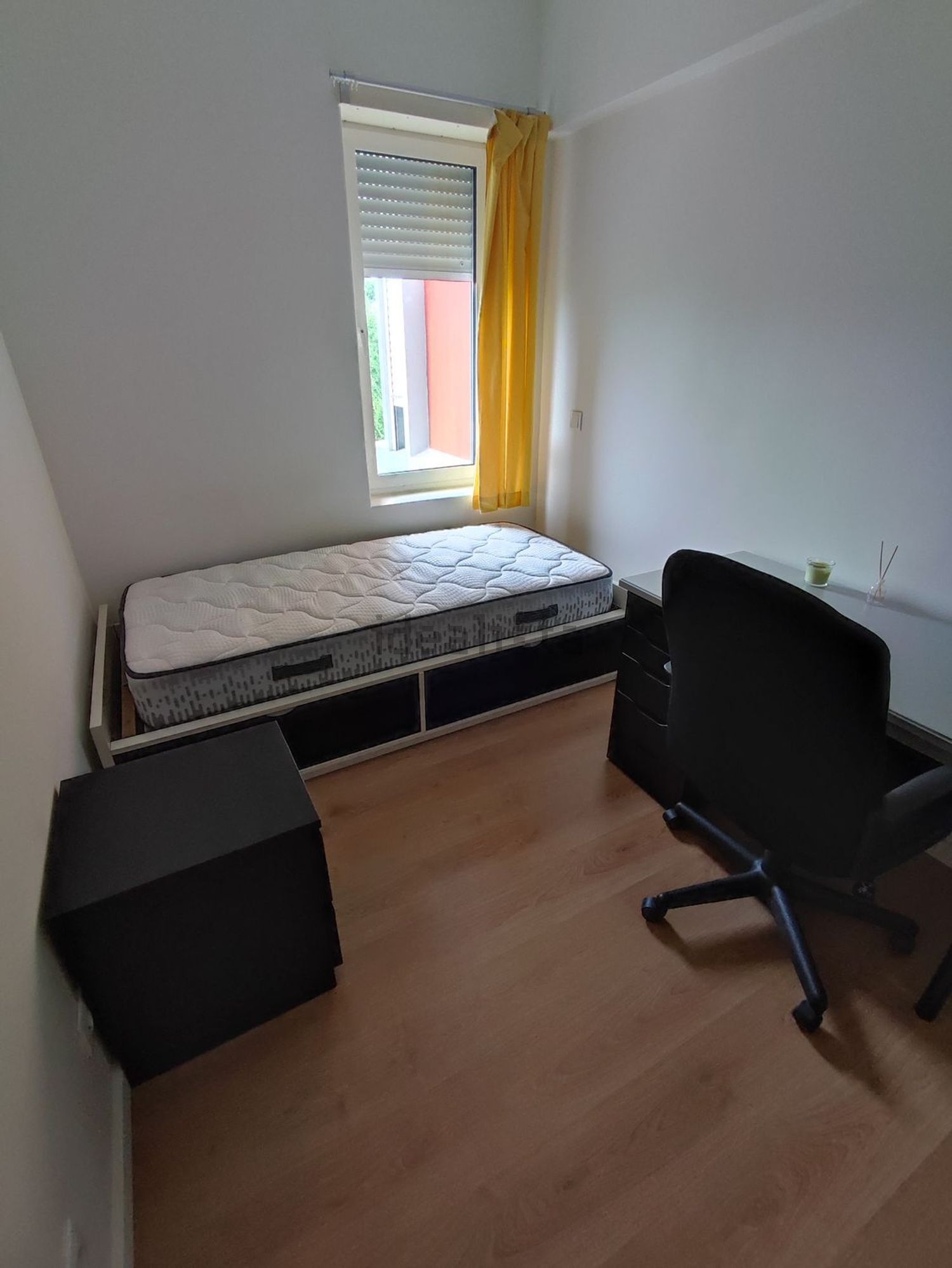 出租房间在Rua Engenheiro Rodrigues de Carvalho, 7 - 卧室