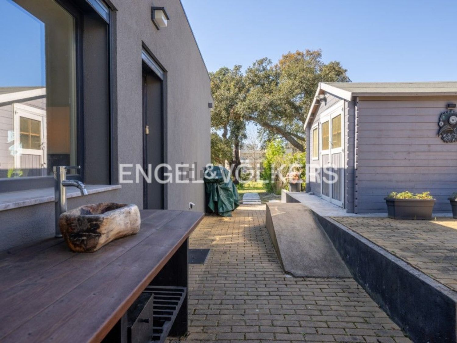 小楼房或独栋别墅出售在Avenida do Montado, 39 - 外立面