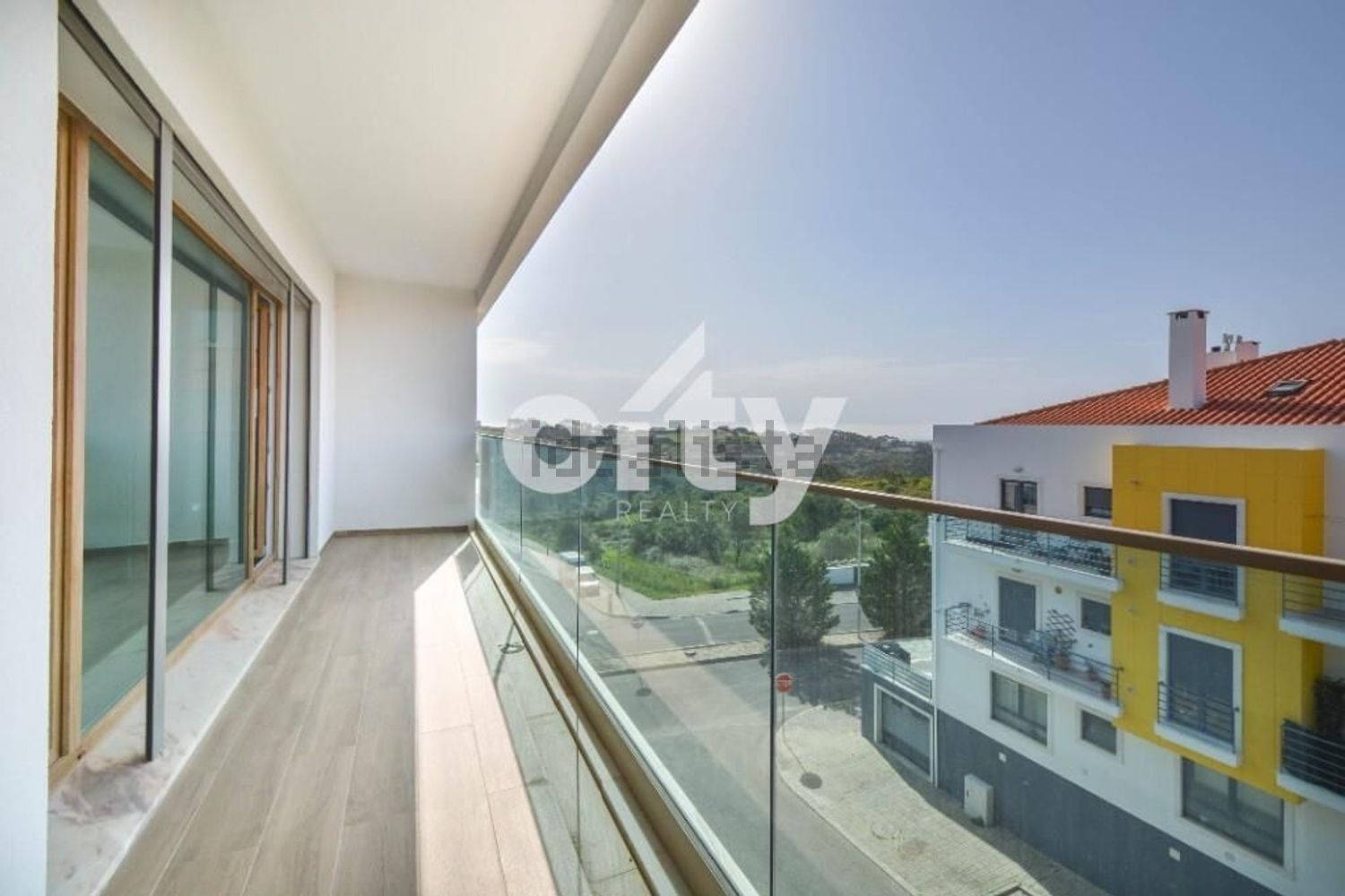 公寓 t3出售在Rua Doutor Sabino Galrão - 阳台