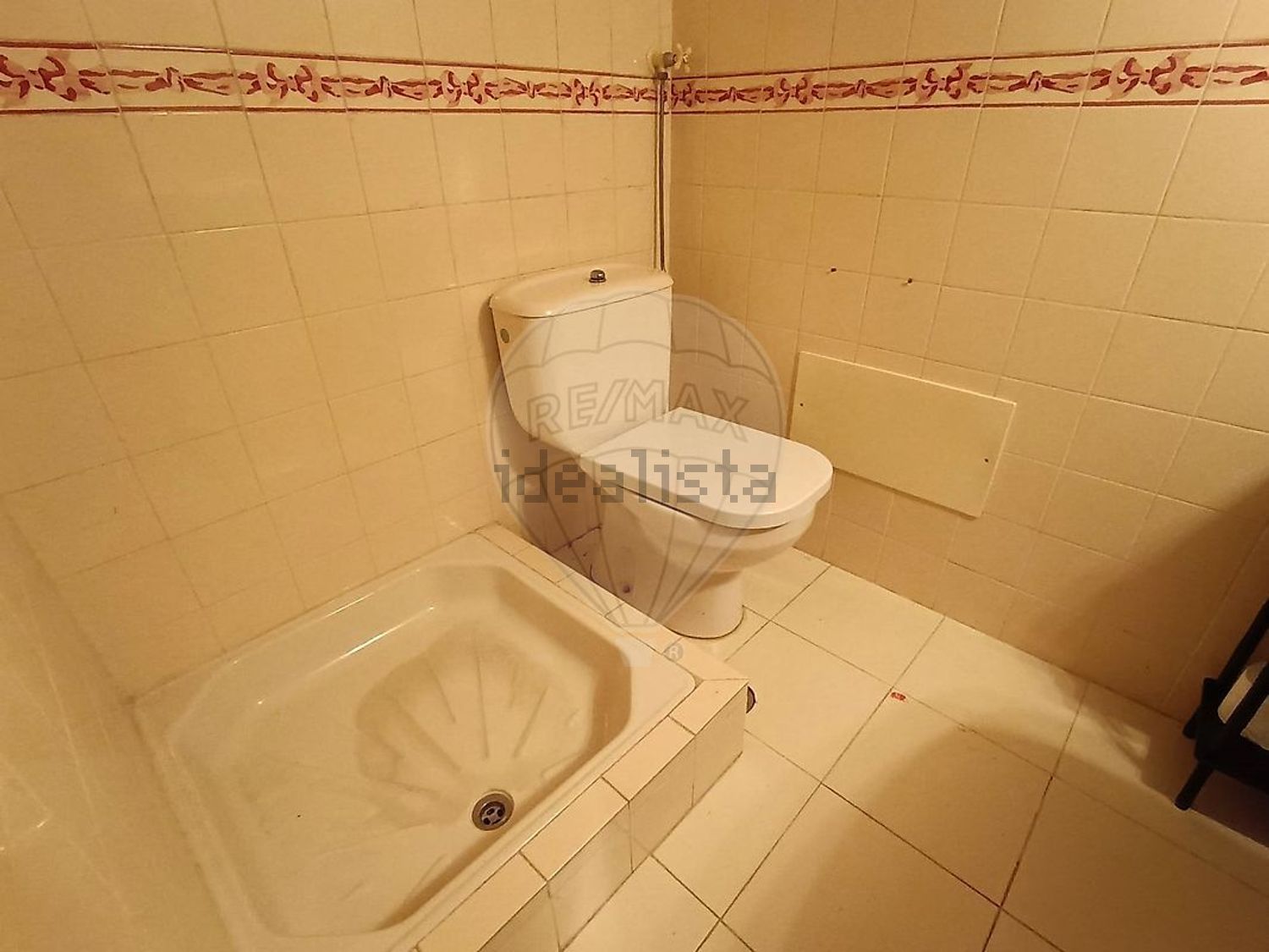 出租小楼房或独栋别墅在Rua José Malhoa - 卫生间