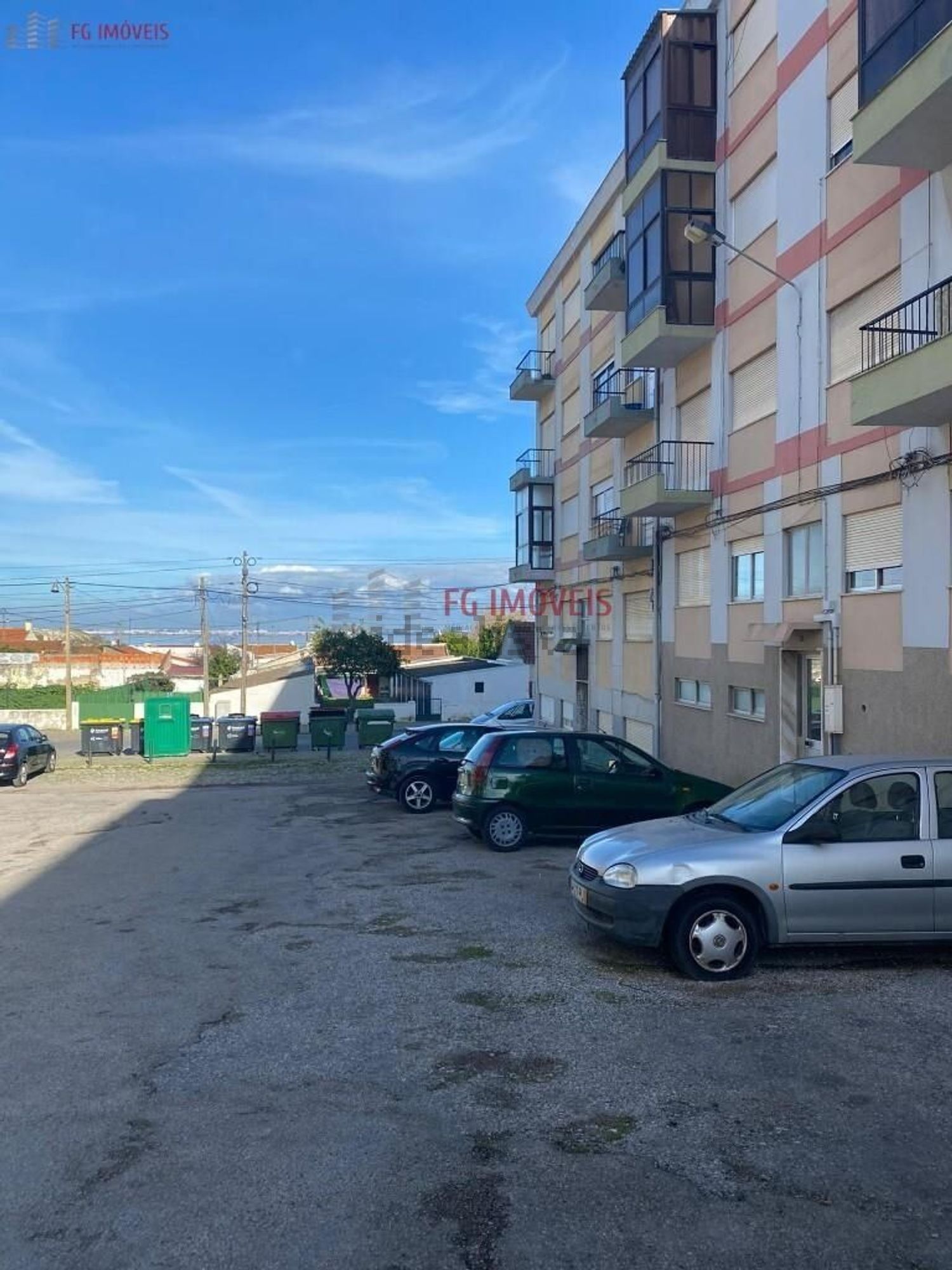 公寓 t2出售在Rua José Elias Garcia - 视线