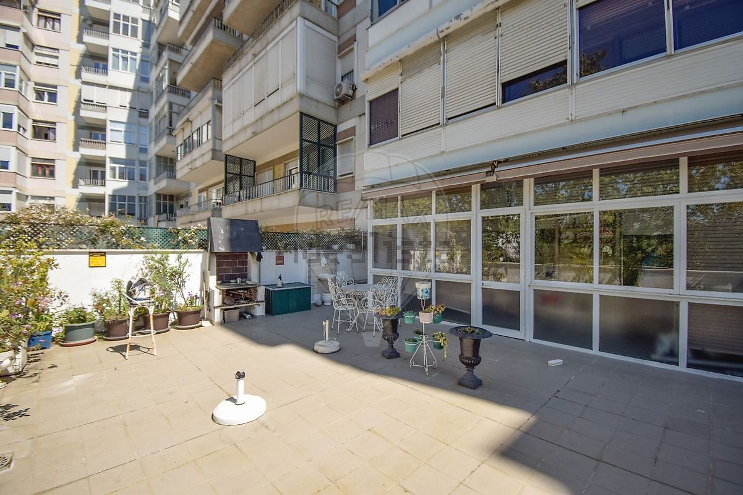 公寓 t3出售在Rua Professor Reinaldo dos Santos - 阳台