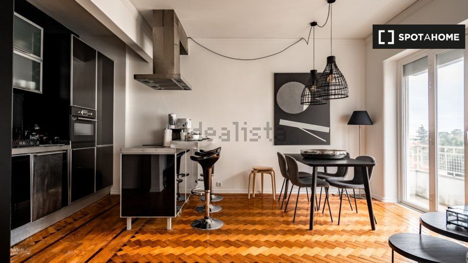 出租公寓 t2Calçada Necessidades - 客厅